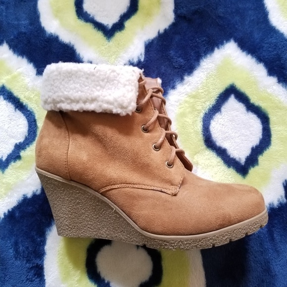 Wedge Ankle boots with Fur - Picture 5 of 5